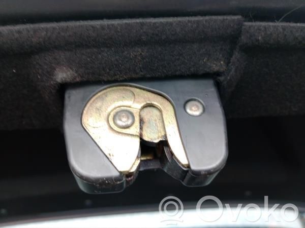 Mitsubishi Carisma Tailgate exterior lock 