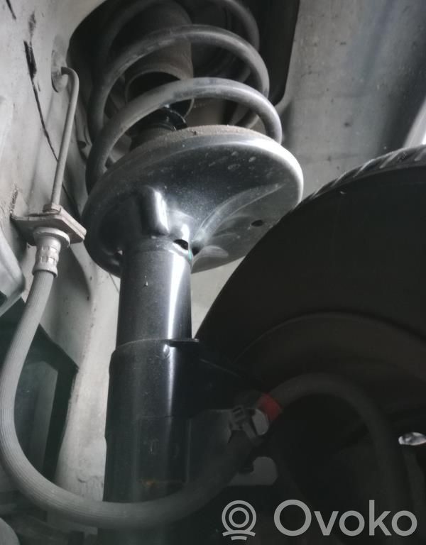 Mitsubishi Carisma Amortizor față 