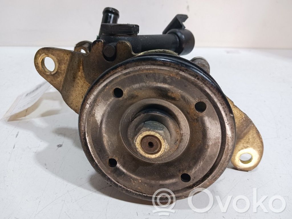 Nissan Micra Ohjaustehostimen pumppu 