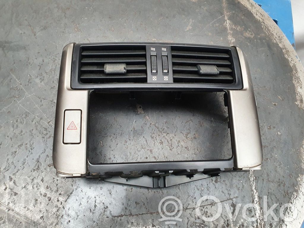 Toyota Land Cruiser (J150) Center console 
