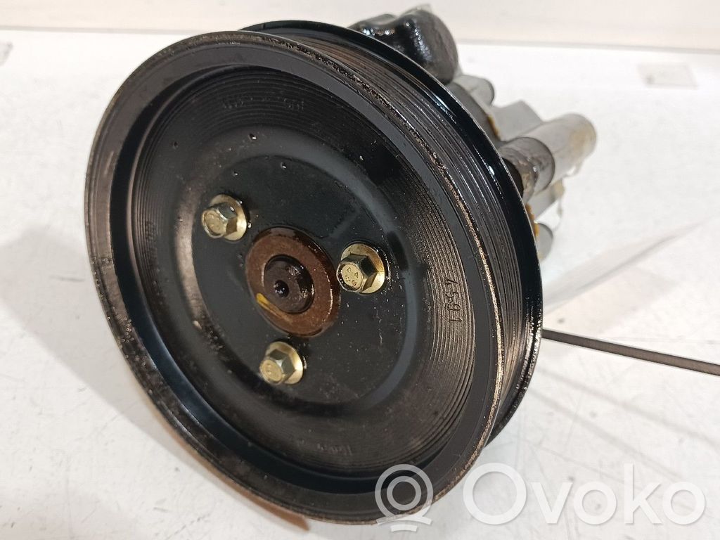 Ohjaustehostimen pumppu   HE1205095