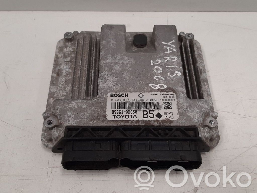 Toyota Yaris Engine control unit/module 