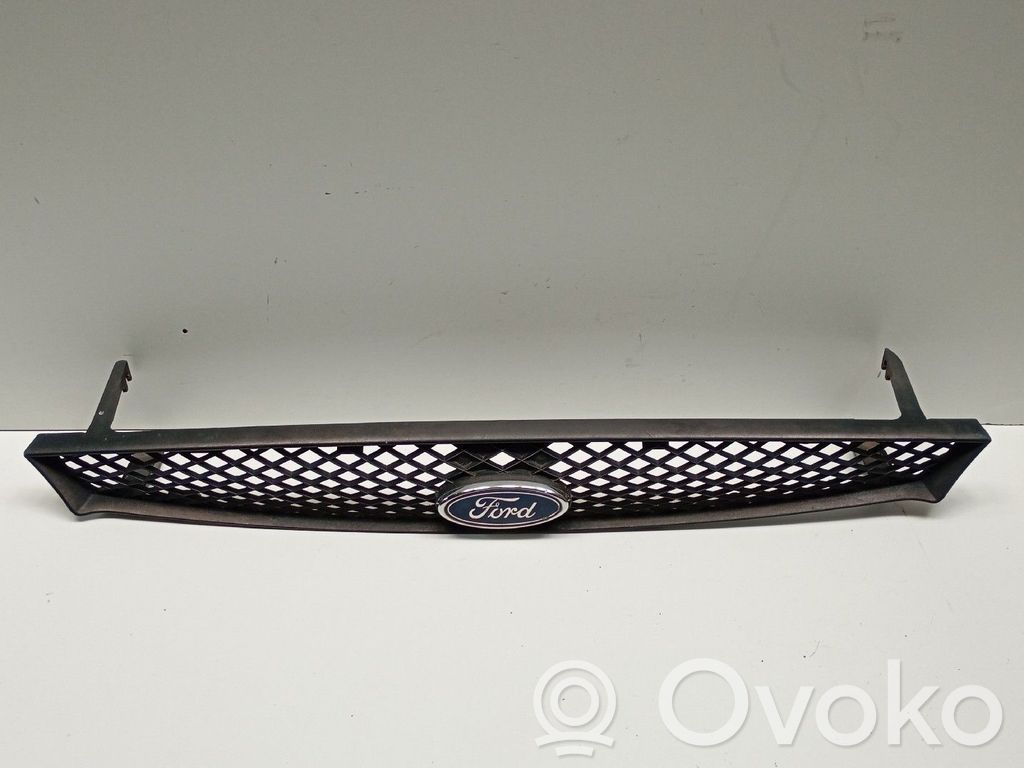 Priekšējais režģis   98AB8200C
