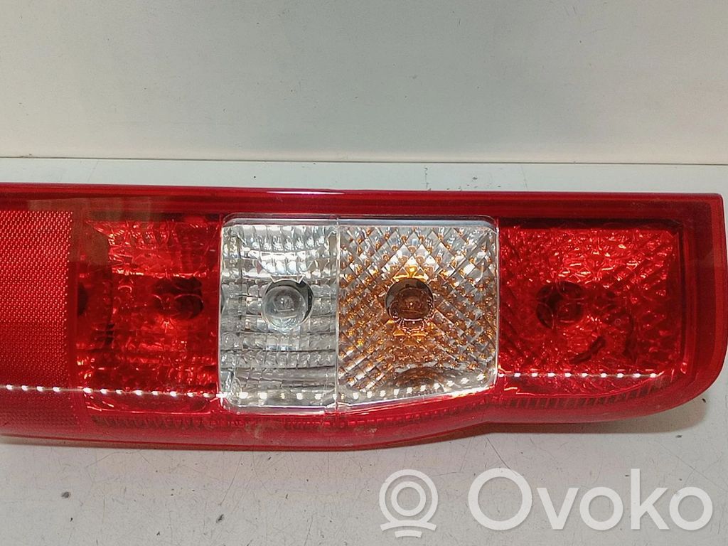 Rear/tail lights   20062014,6C1113404A