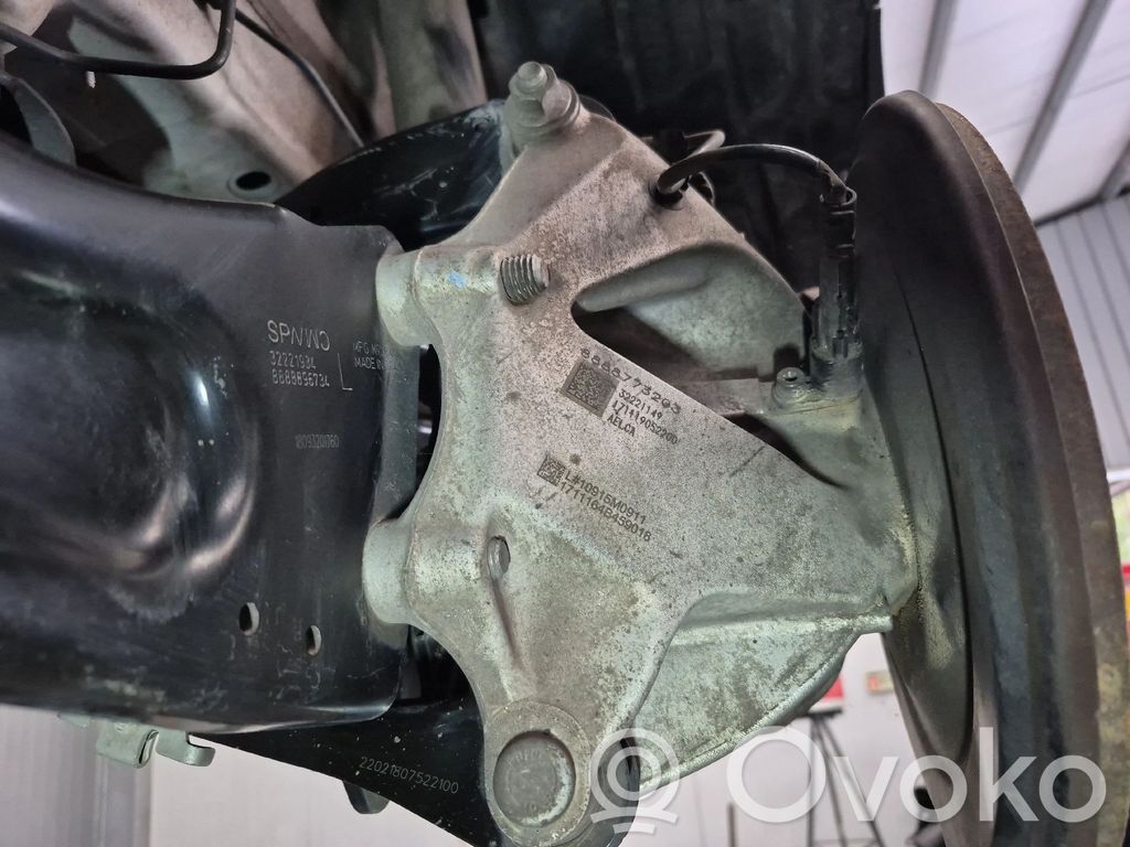 Volvo XC40 Galinis kelmas 
