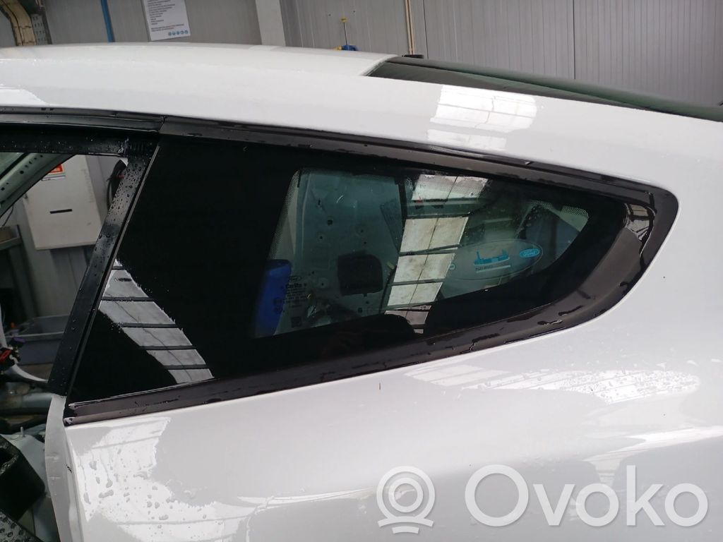 Rear side window