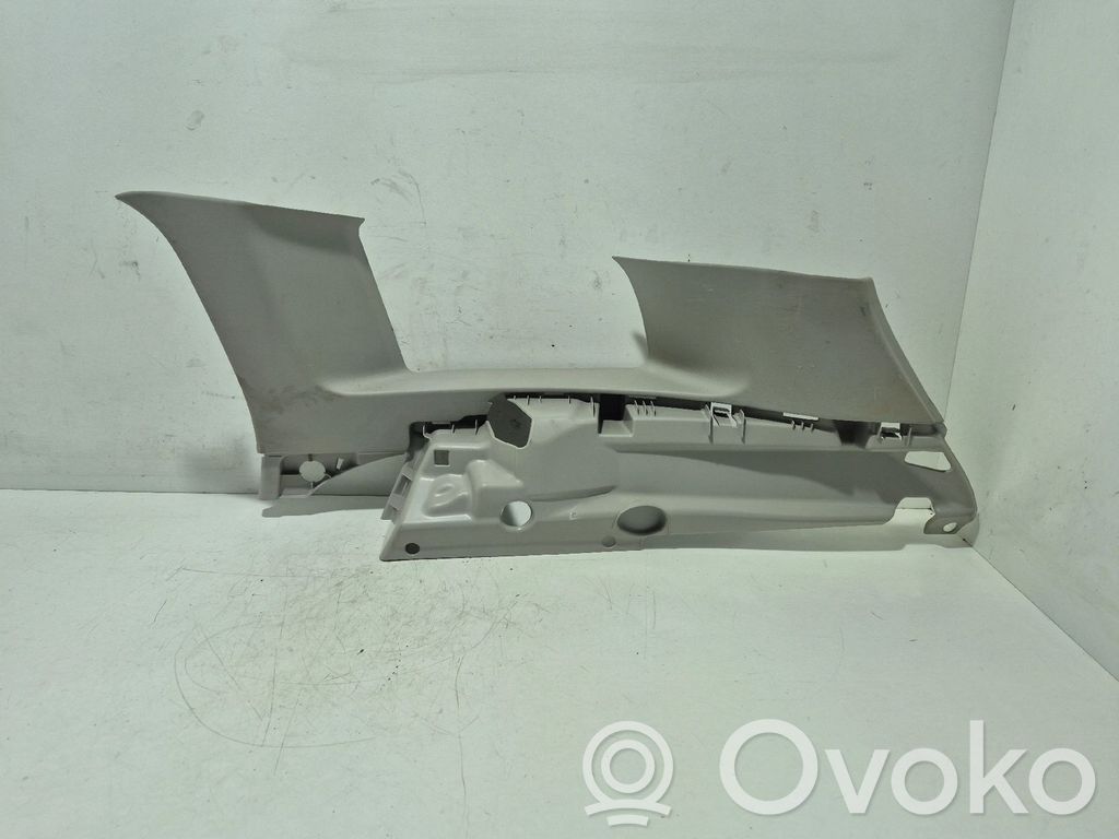 Renault Clio IV Osłona środkowa słupka / C 