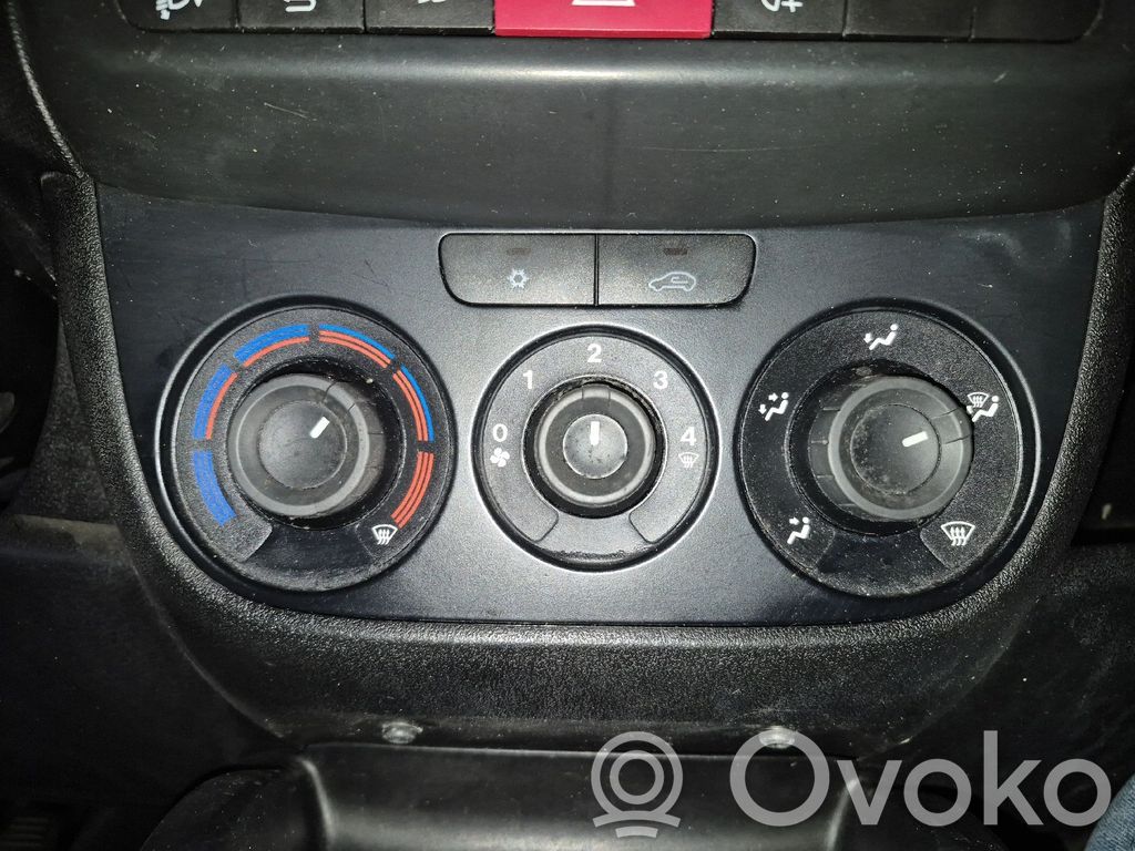 Opel Combo D Climate control unit 