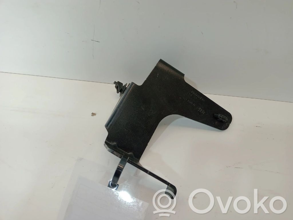 Nissan Interstar Base (soporte) 