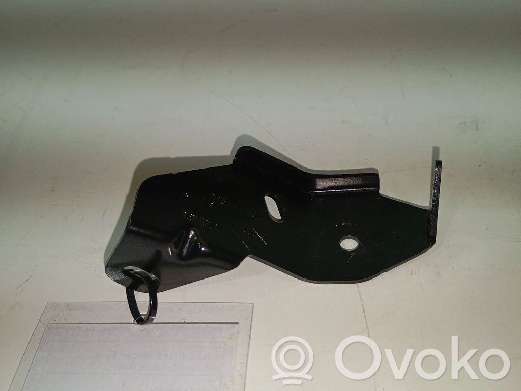 Nissan Interstar Base (soporte) 