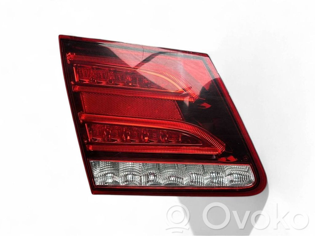 Mercedes-Benz E W212 Luci posteriori del portellone del bagagliaio 