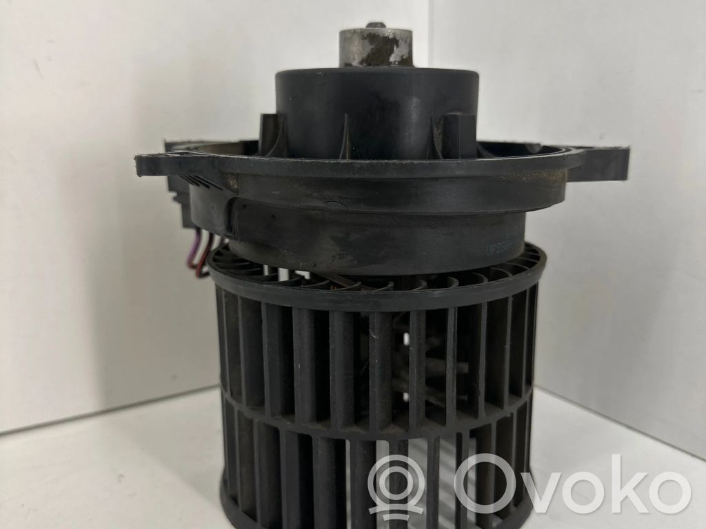 Ford Fusion Mazā radiatora ventilators 