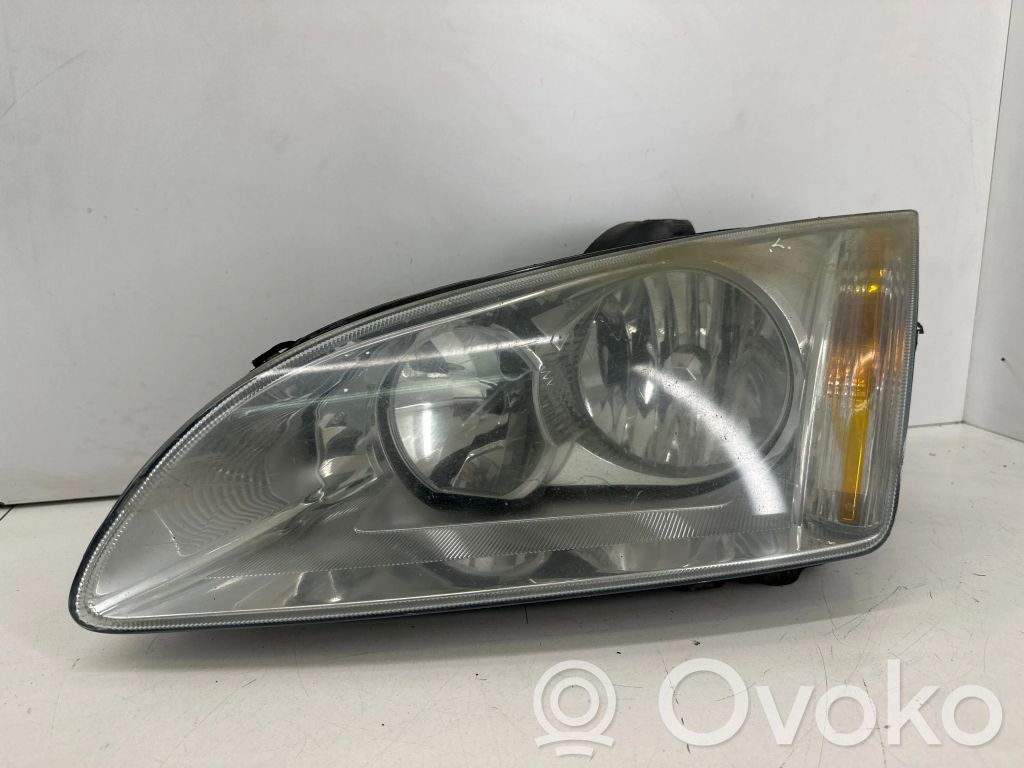 Ford Focus Headlight/headlamp 