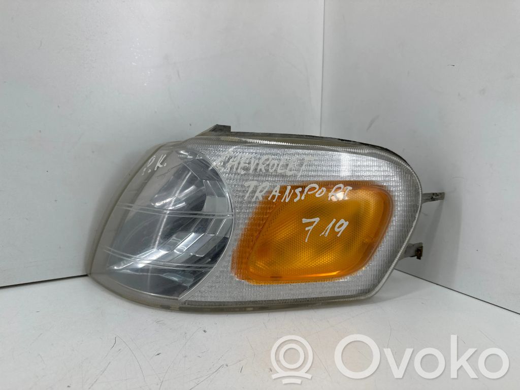 Chevrolet Trans Sport Front indicator light 