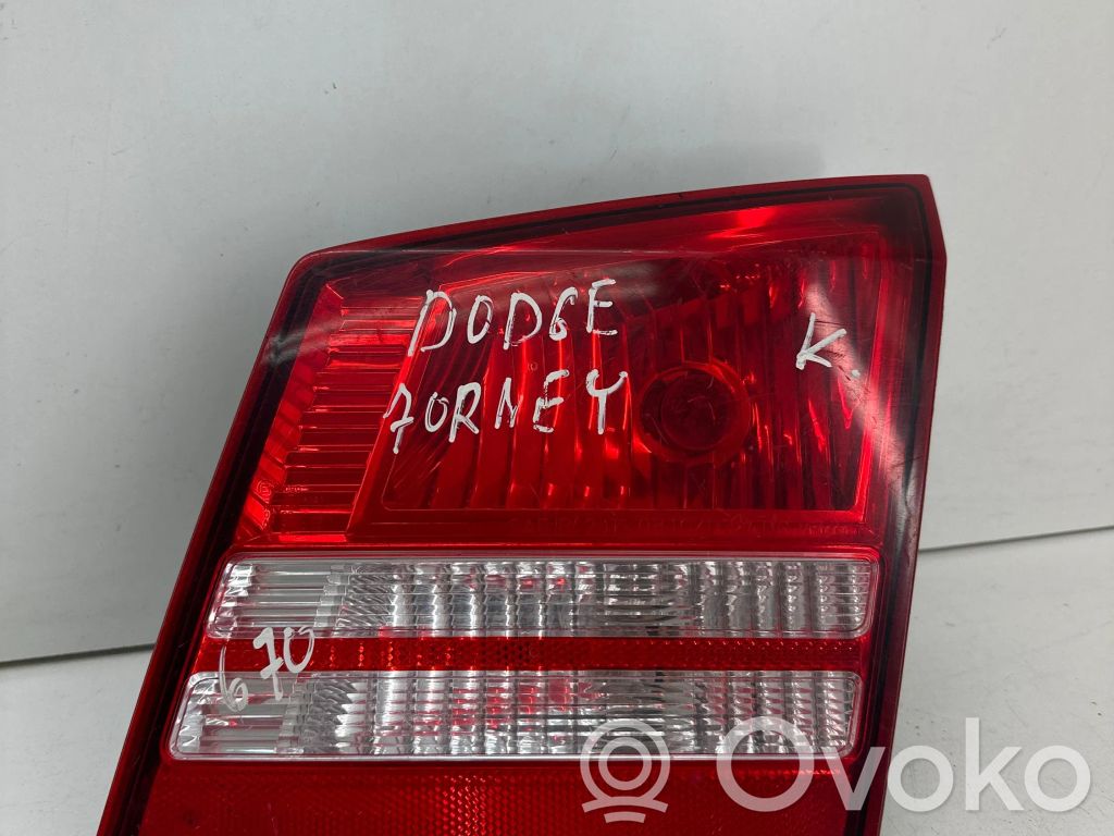 Dodge Journey Takaluukun takavalot 