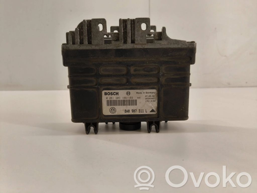 Volkswagen PASSAT B4 Engine control unit/module 