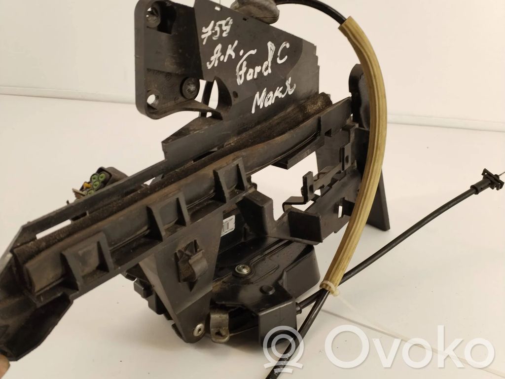 Ford Focus C-MAX Front door lock 
