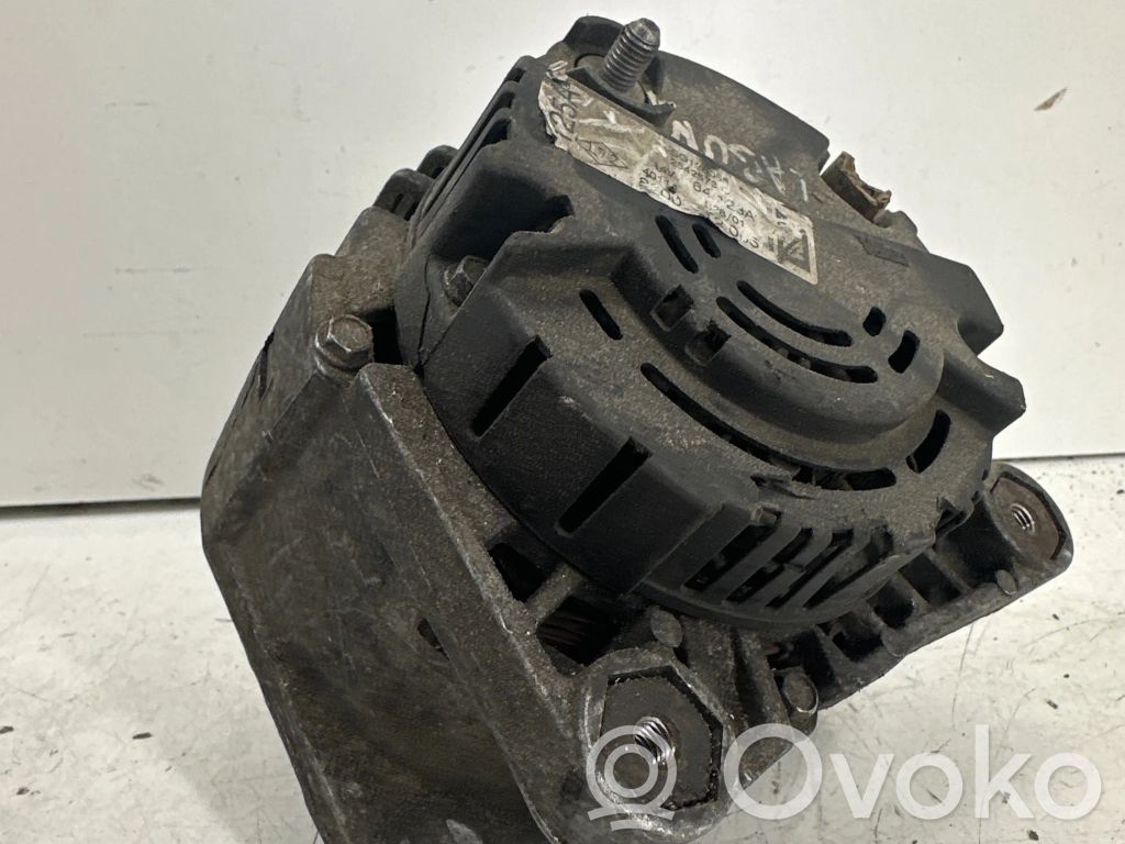 Renault Laguna II Ģenerators 