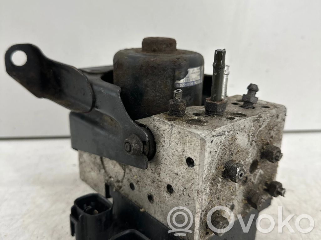 Lexus IS 200-300 Bomba de ABS 