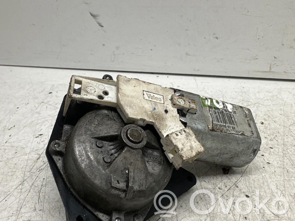 Peugeot 407 Galinio stiklo valytuvo varikliukas 