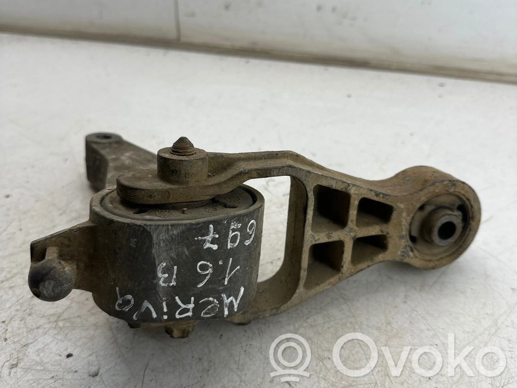 Opel Meriva A Engine mount bracket 
