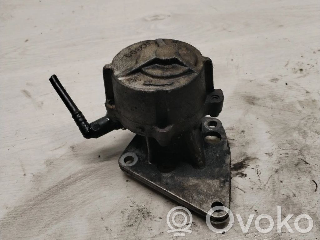 Vacuum pump