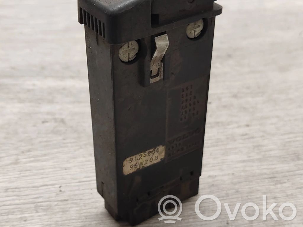 Volvo 850 Hazard light switch 