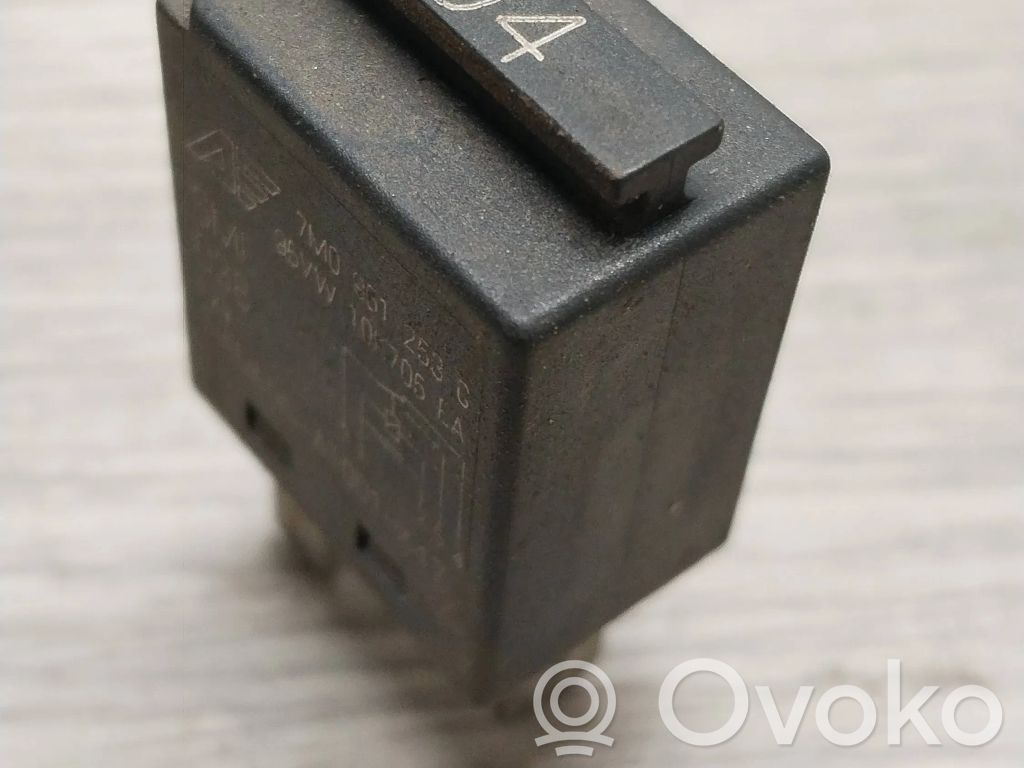 Volvo C30 Sonstige Relais 