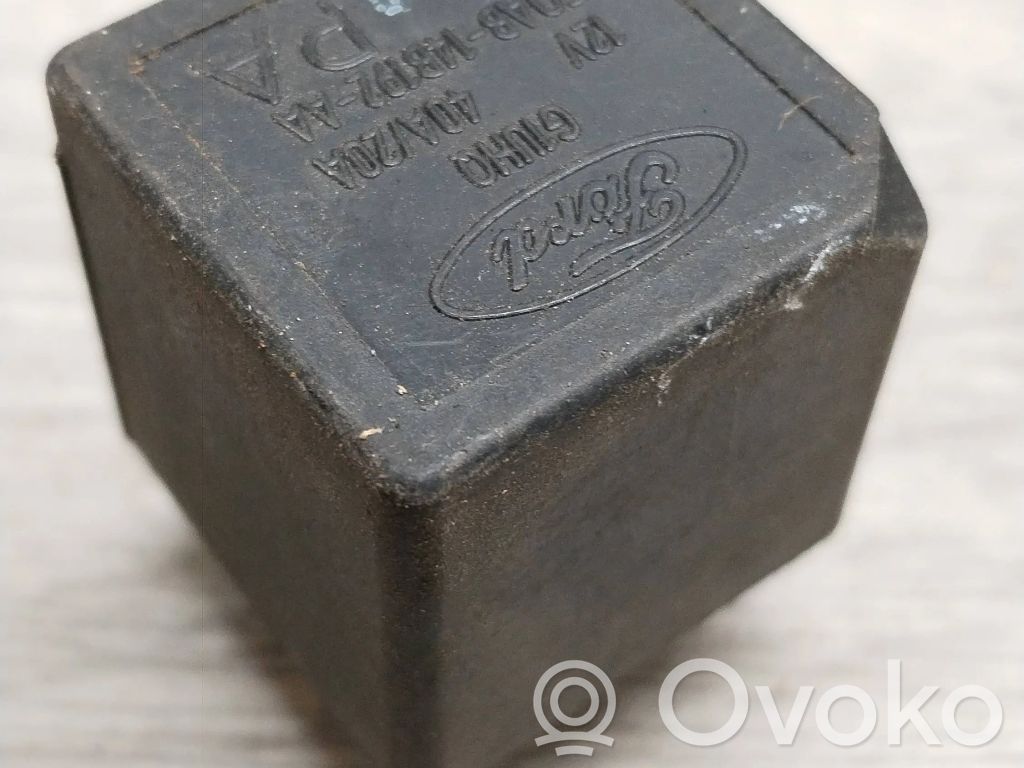 Otros relés   G1UHQ