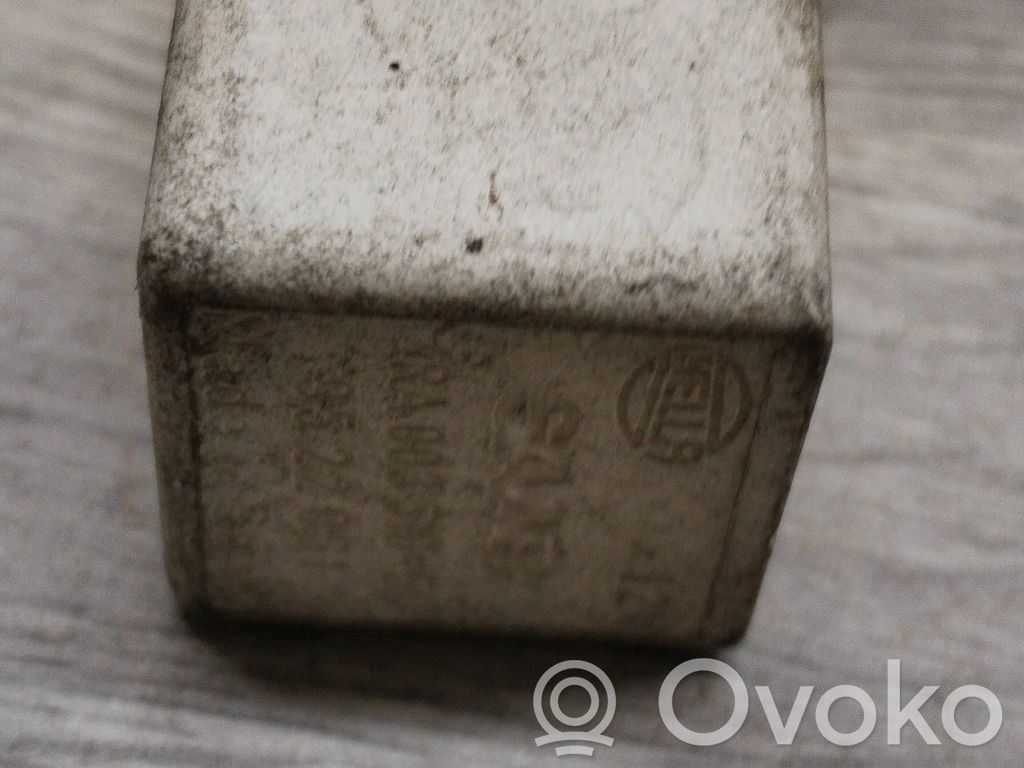 Saab 9-5 Other relay 