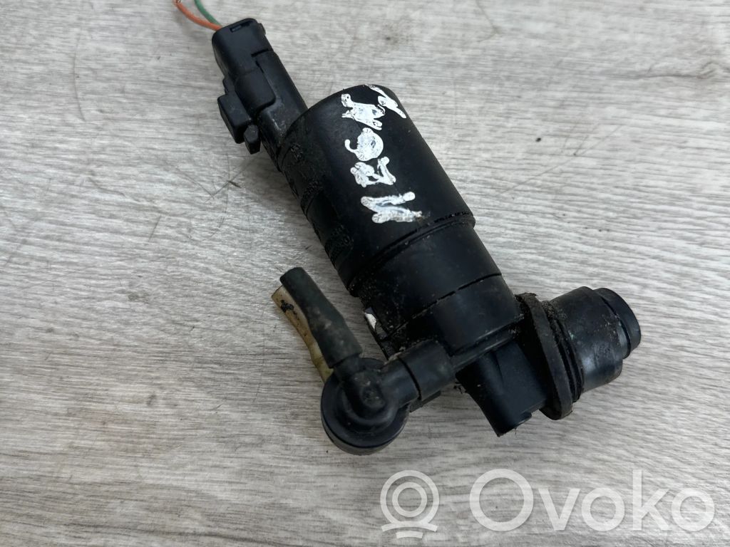 Renault Megane II Windscreen/windshield washer pump 