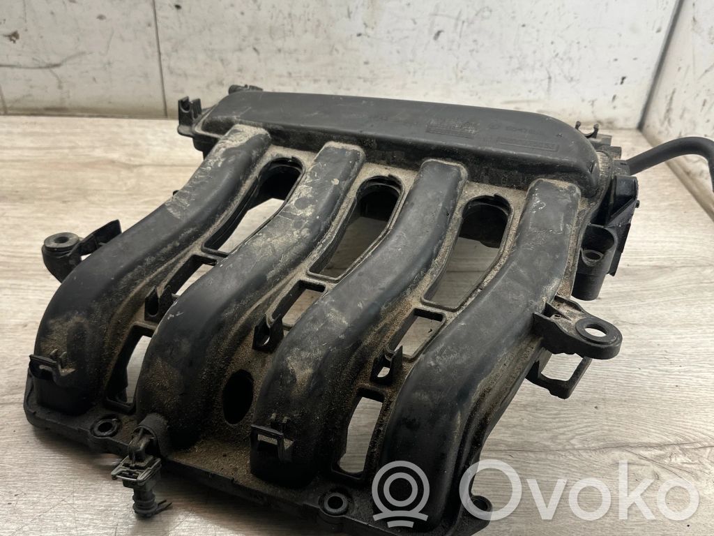 Renault Megane II Kolektorius įsiurbimo 