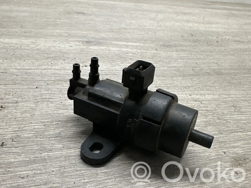 Vacuum valve   98AB9E882