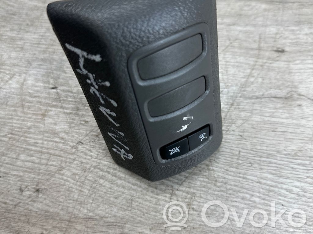 Renault Laguna II Sound control switch 