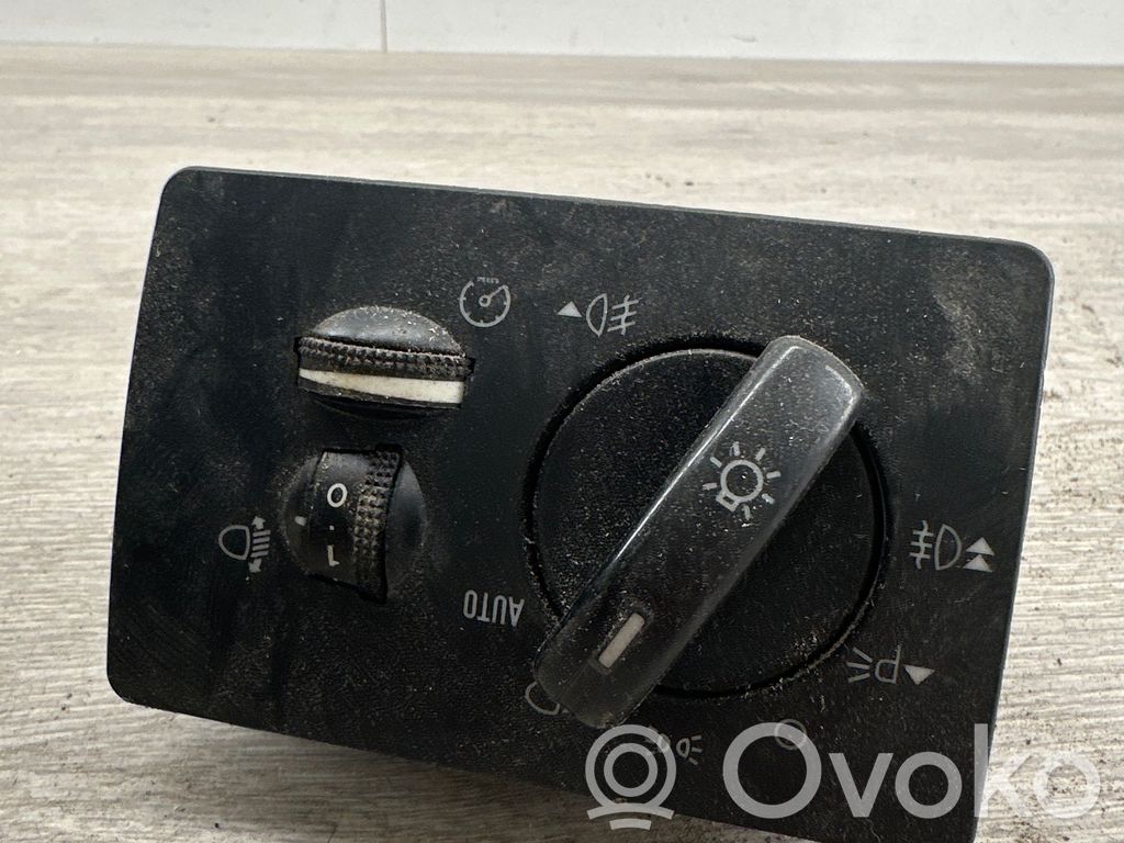 Light switch   4986102,PA6GF30