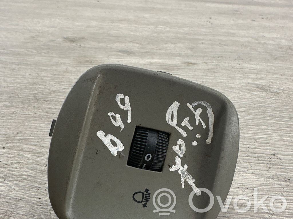 Fiat Albea Headlight level height control switch 