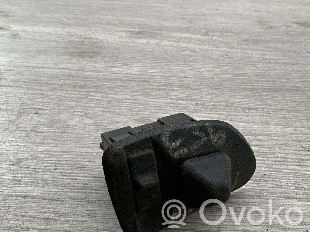 BMW 3 E36 Wing mirror switch 