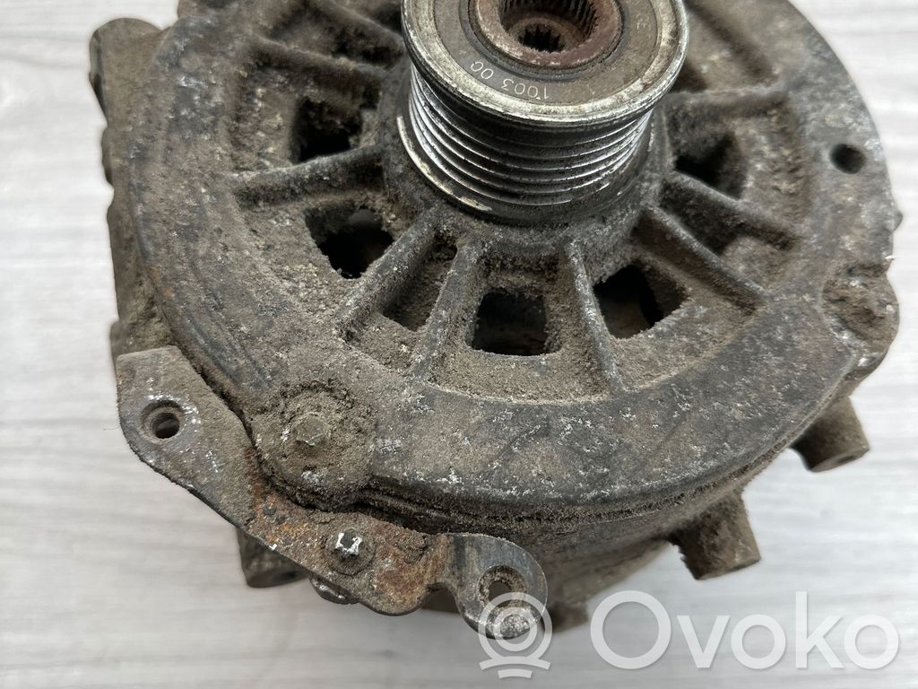 Mercedes-Benz C W203 Generatore/alternatore 