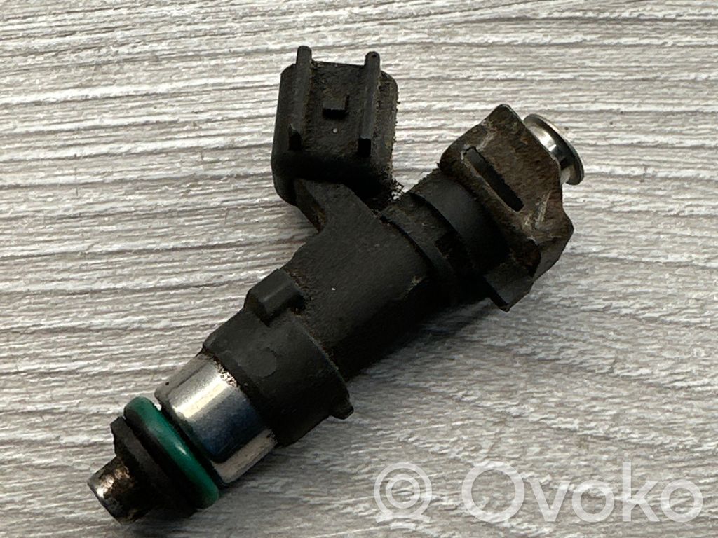 Inyector de combustible   04591986AA,043122109