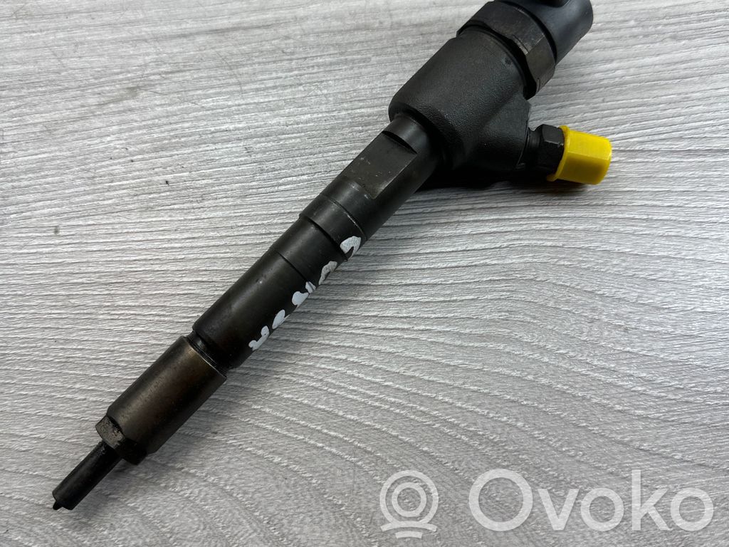 Opel Corsa D Inyector de combustible 