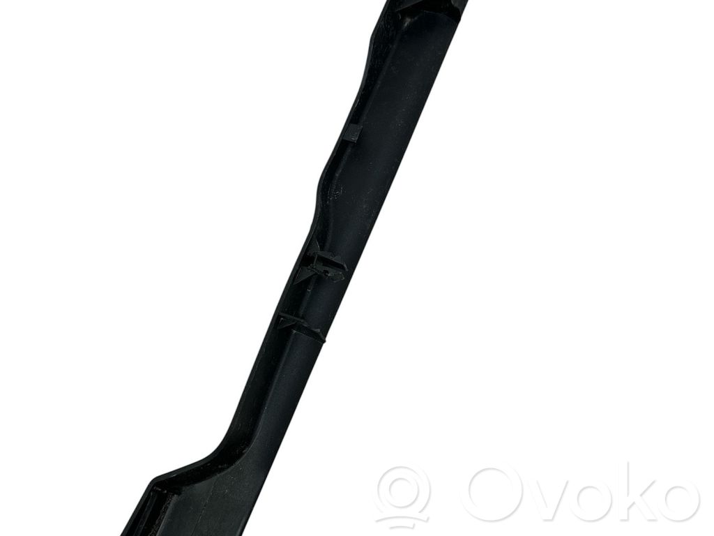 Seat trim   8099171