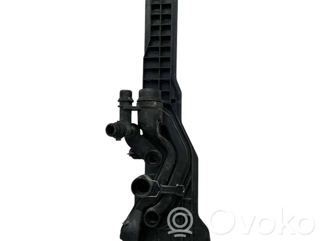 Radiator mount bracket   1438819