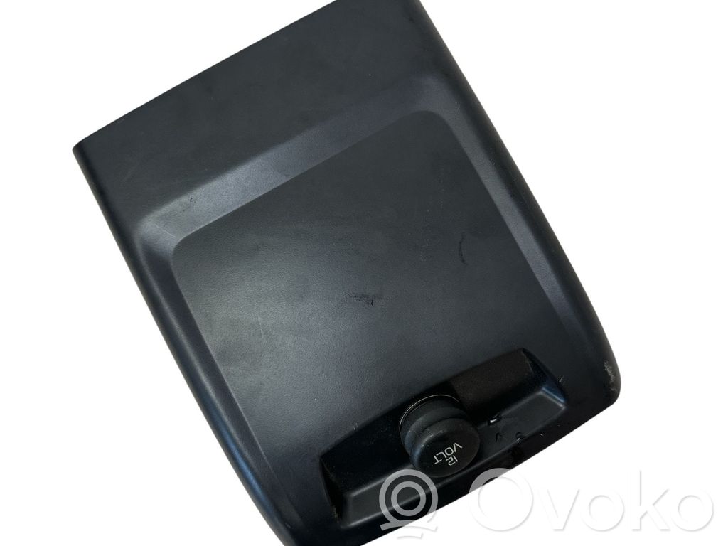 Volvo C30 12 V Socket (rear) 