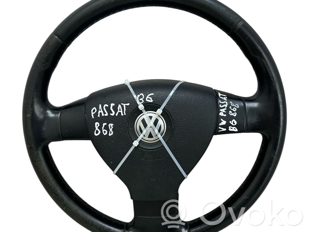 Volkswagen PASSAT B6 Ohjauspyörä 