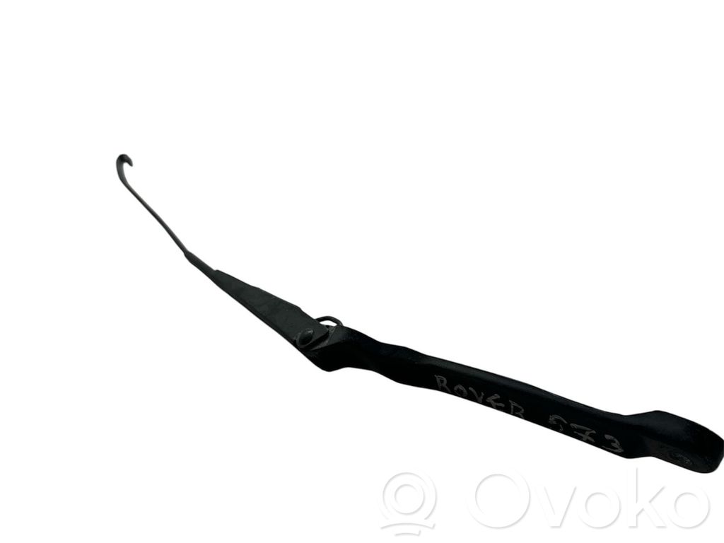 Front wiper blade arm