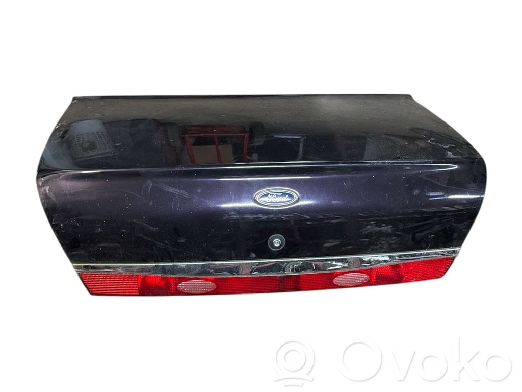 Tailgate/trunk/boot lid