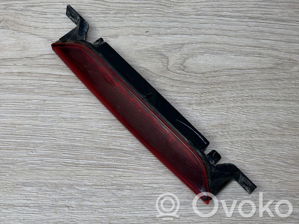 Jeep Compass Third/center stoplight 