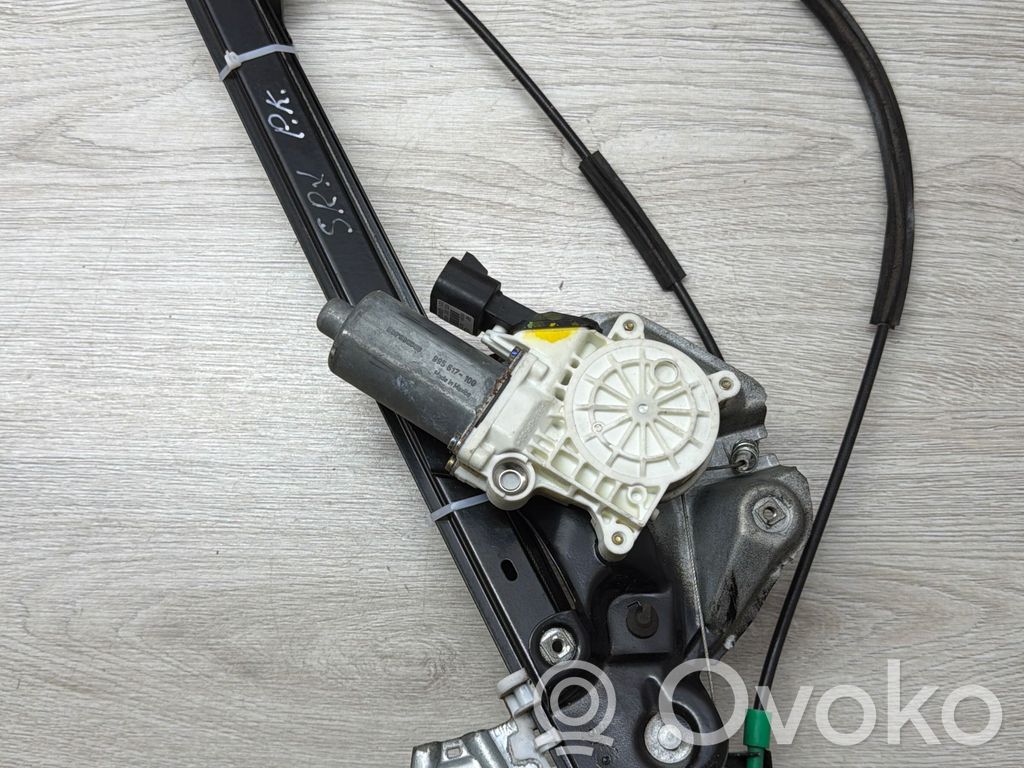 Elektryczny podnośnik szyby drzwi przednich   995617100,105822102,105822