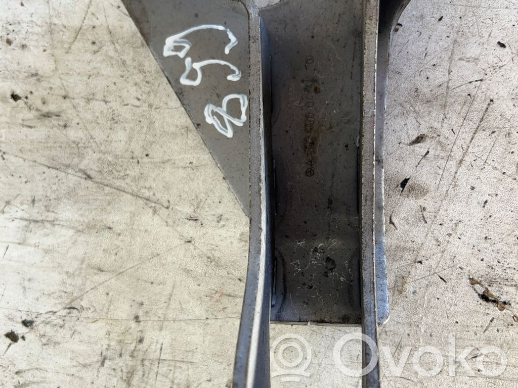 Engine mounting bracket   A6510900441