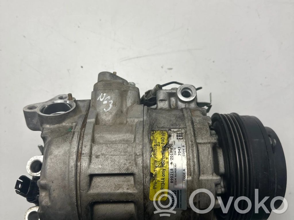 BMW 7 F01 F02 F03 F04 Kompresor / Sprężarka klimatyzacji A/C 